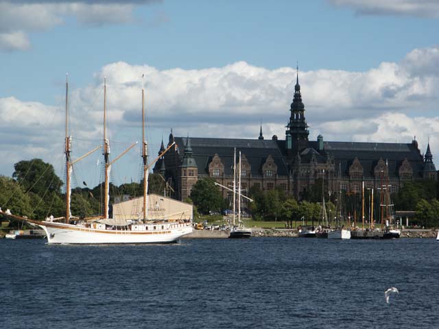 Schiff, Junibacken (Pippi-Langstrumpf-Museum) und Nordiska Museet