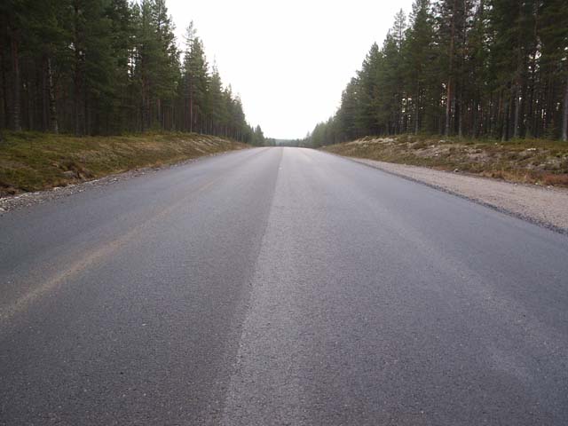 The endless Roads of Northern Sweden