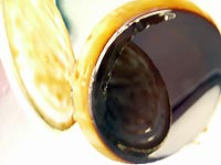 The first view of the concentrate, after opening the tin